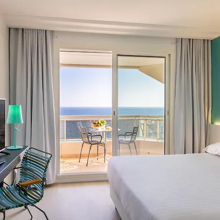 Riva Art & 4* Menton