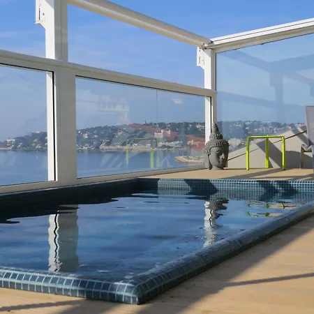 Riva Art & فندق 4*