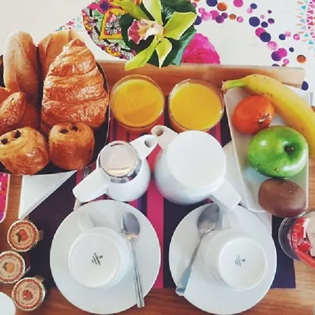 Riva Art & فندق 4*