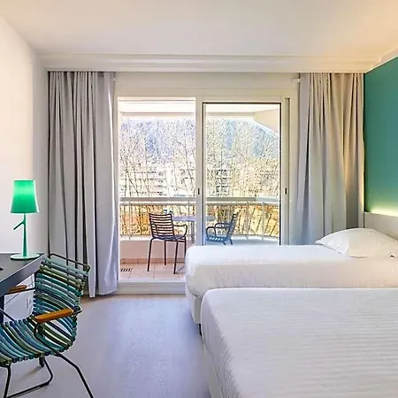 Riva Art & 4*